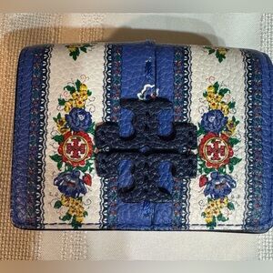 Tory Burch Mcgraw Trifold Wallet Floral Pebbled Leather